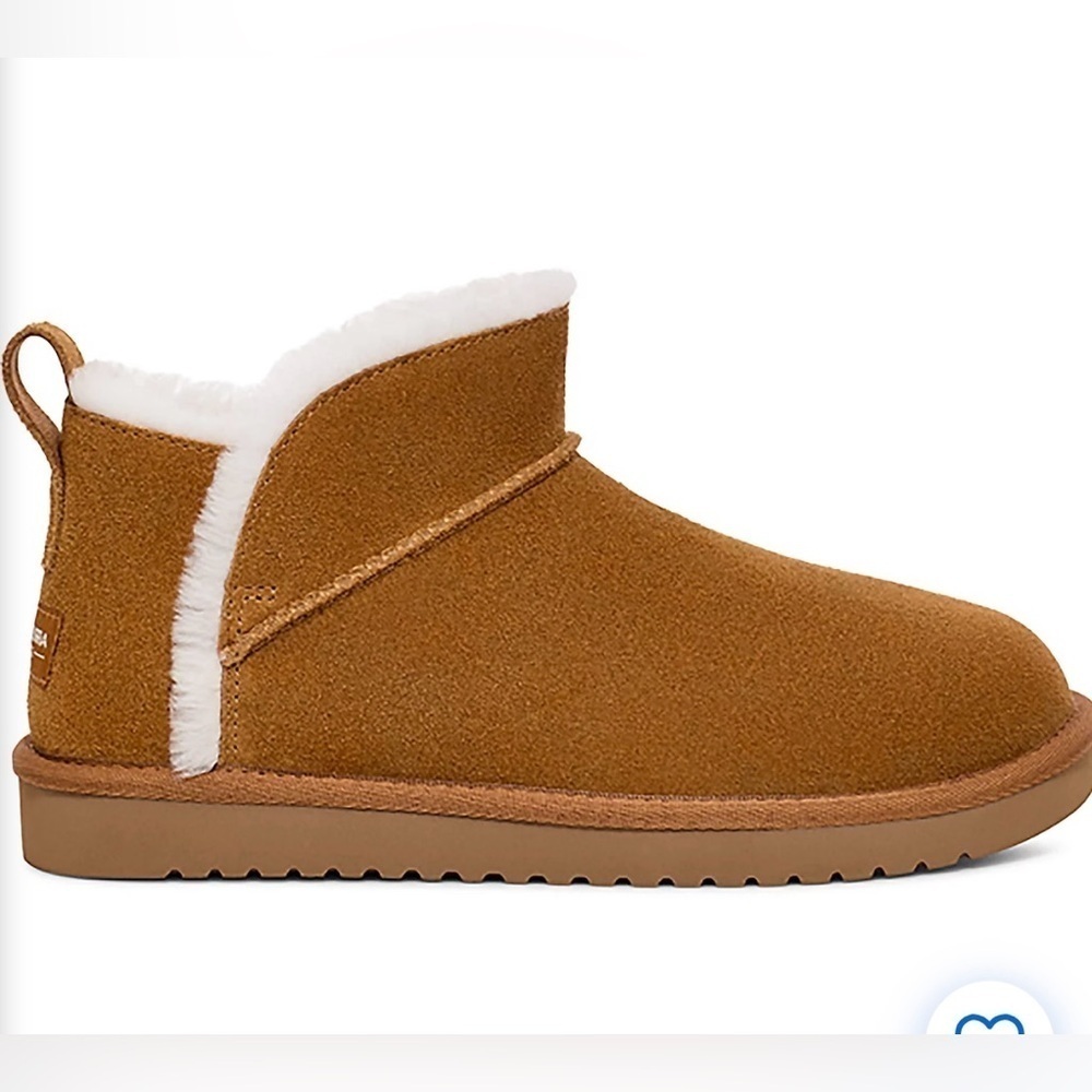 Koolaburra kids Ultra Mini Boots size 1 winter suede